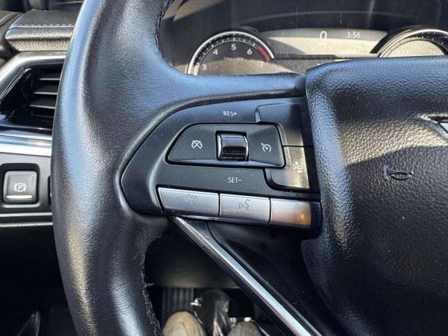 Used 2024 Cadillac XT6 Luxury w/ LPO, Floor Liner Package FWD image 27