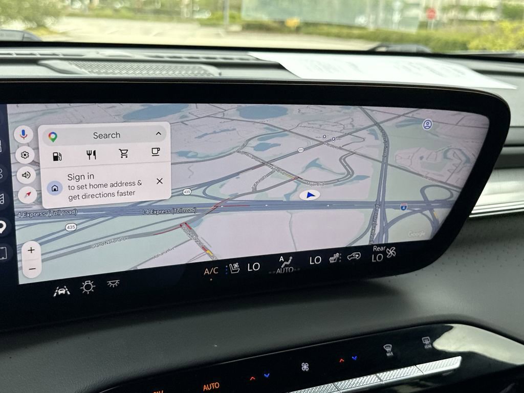 Used 2025 Buick Enclave Avenir w/ Super Cruise Package FWD image 22