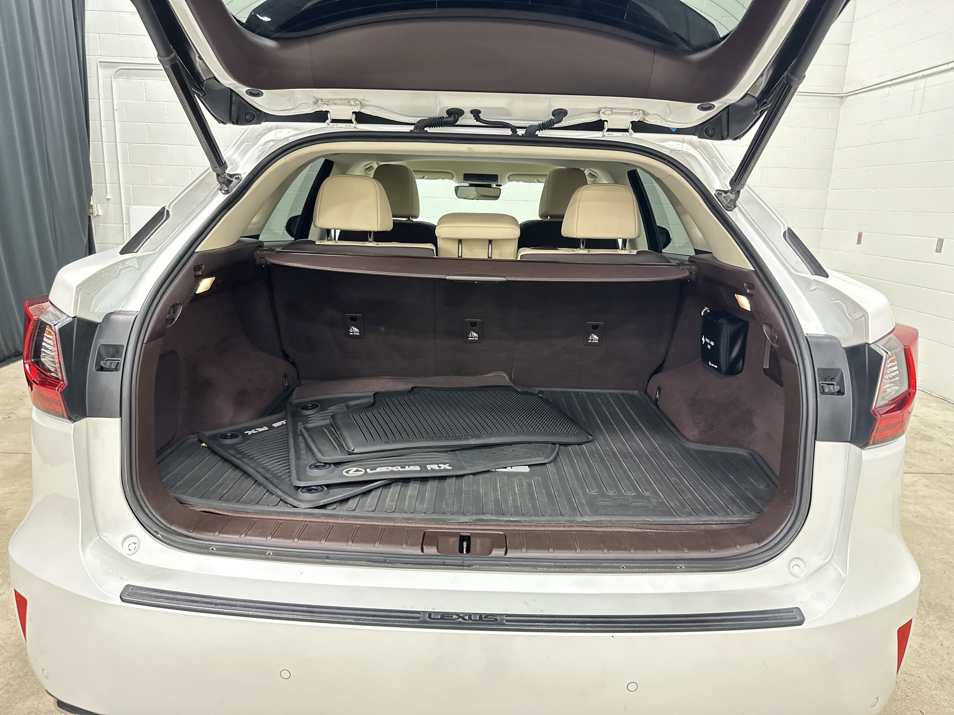 Used 2019 Lexus RX 350 AWD w/ Navigation Package image 32
