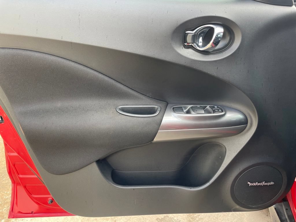 Used 2016 Nissan Juke SV w/ Technology Package FWD image 16