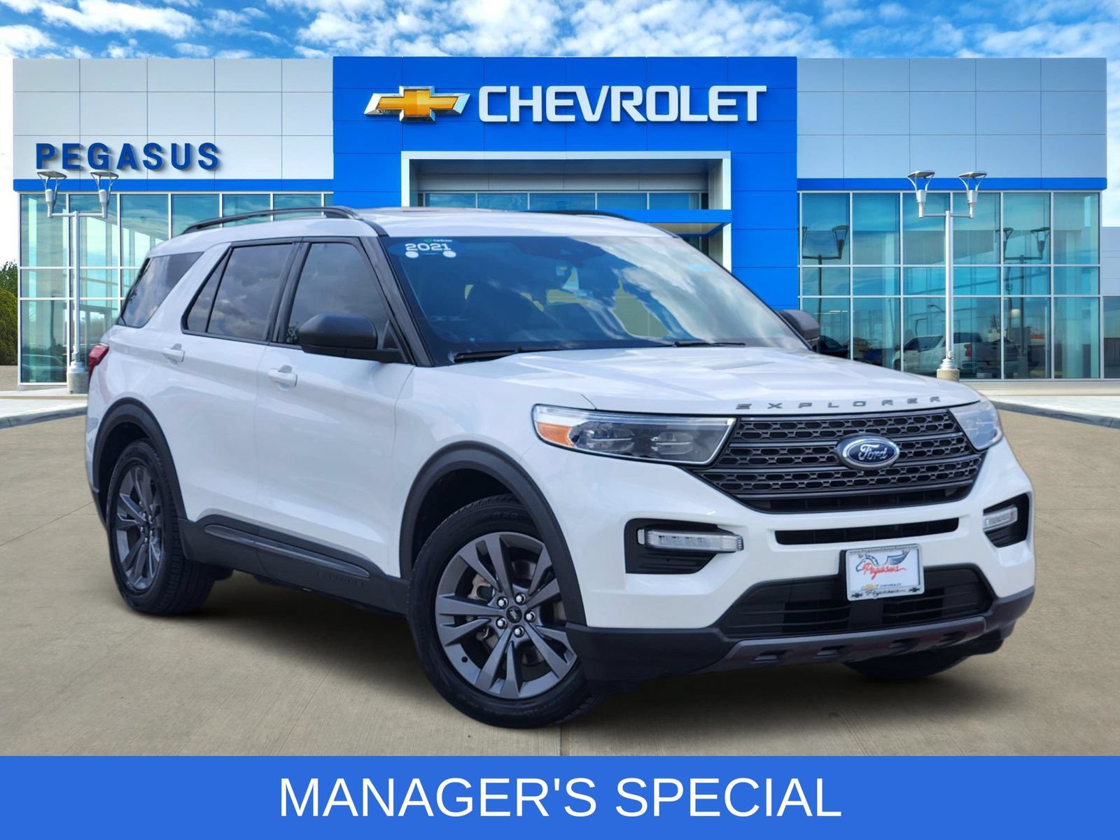 Used 2021 Ford Explorer XLT w/ Equipment Group 202A