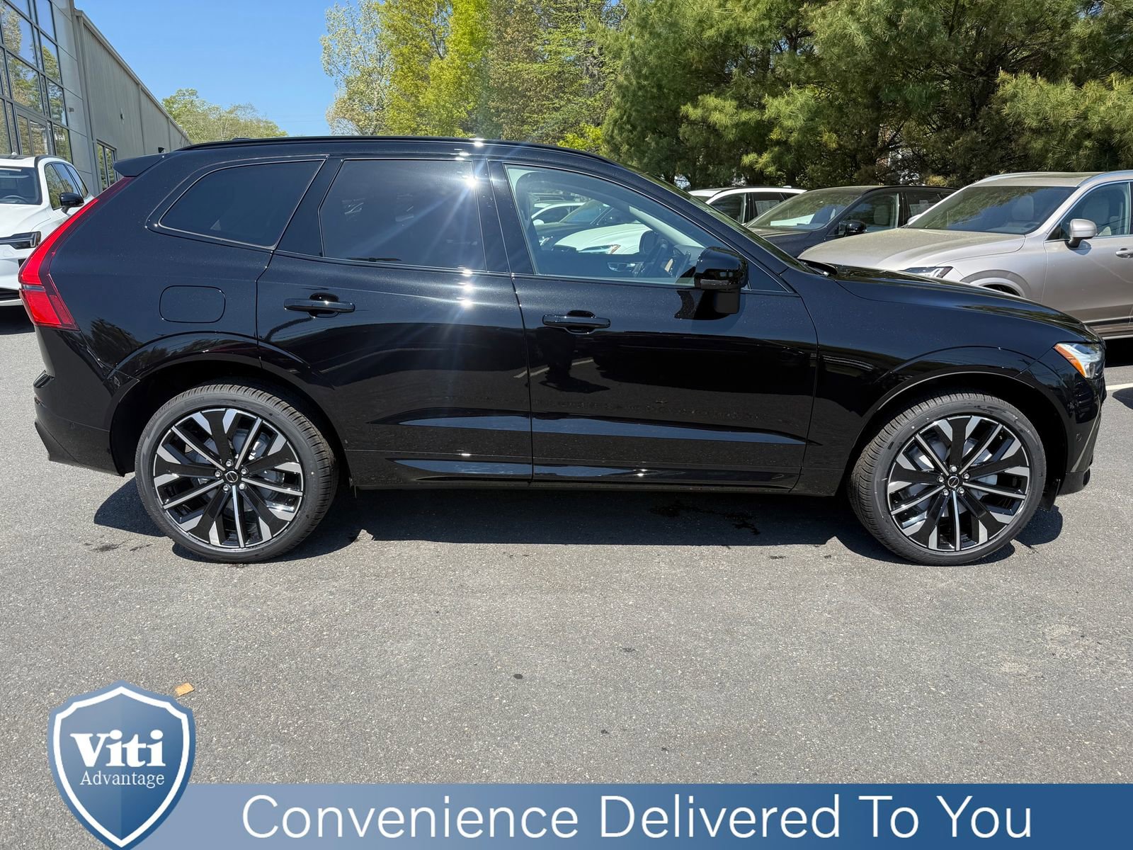 New 2026 Volvo XC60 B5 Ultra w/ Protection Package Premier AWD/4WD image 9