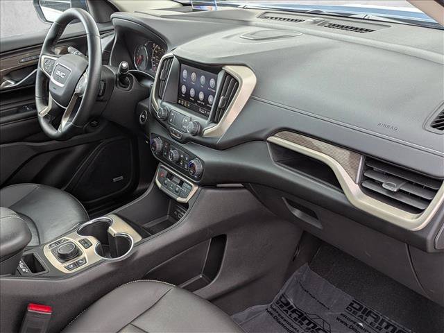 Used 2024 GMC Terrain Denali w/ Denali Premium Package AWD/4WD image 23