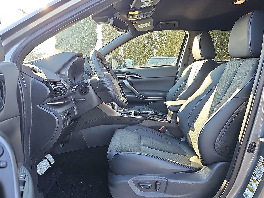 New 2026 Mitsubishi Eclipse Cross Black Edition image 9