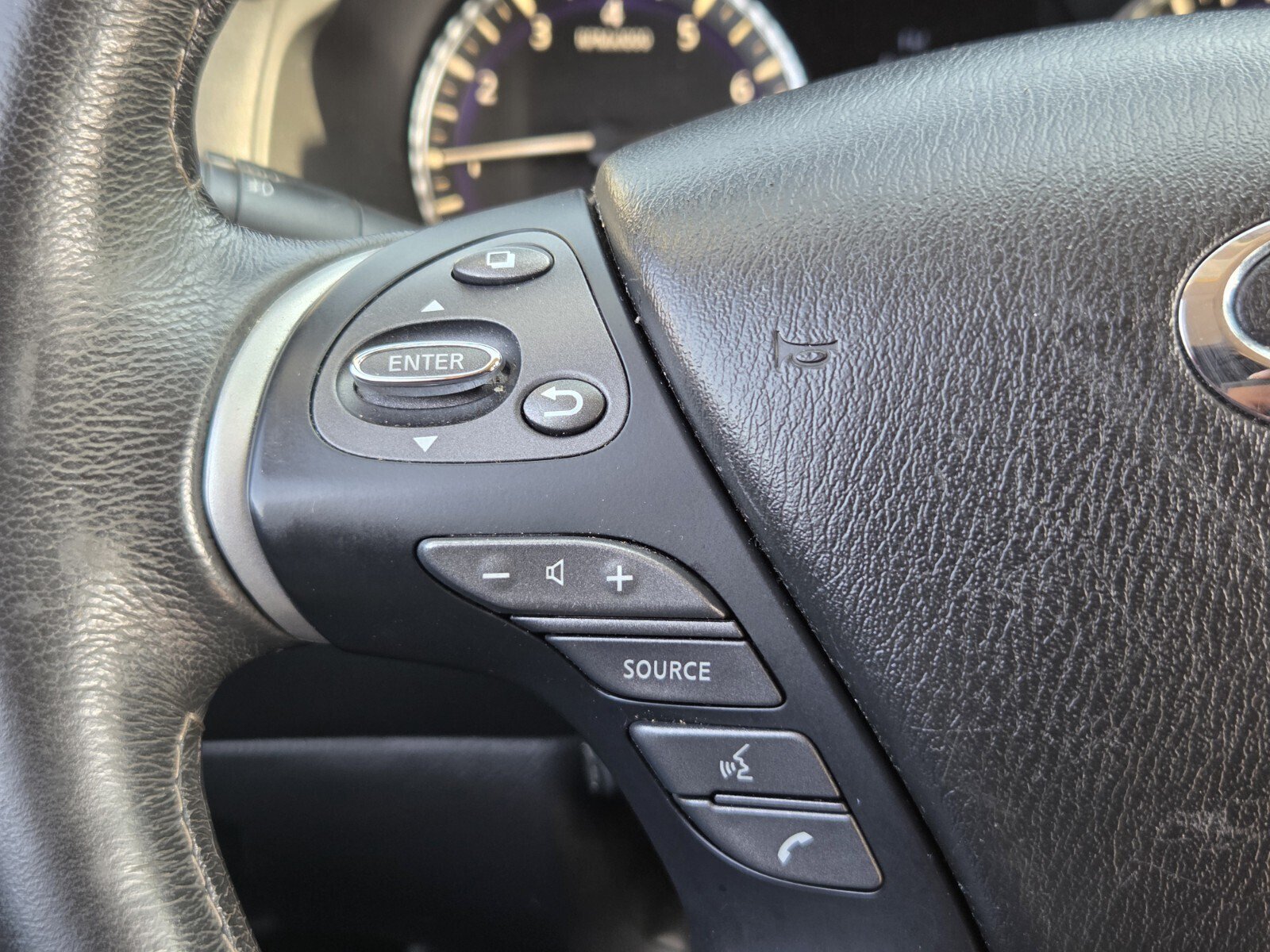 Used 2019 INFINITI QX60 Luxe w/ Essential Package AWD/4WD image 28