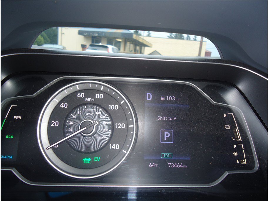 Used 2020 Hyundai Ioniq Blue FWD image 29