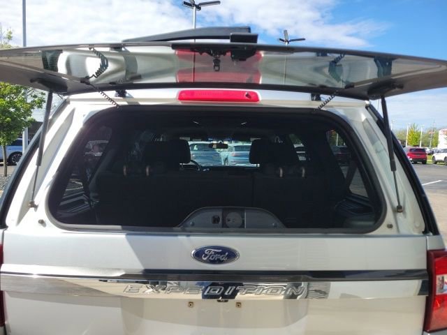 Used 2017 Ford Expedition XLT AWD/4WD image 19