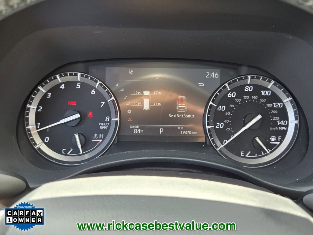 Used 2021 Toyota Highlander Platinum FWD image 30