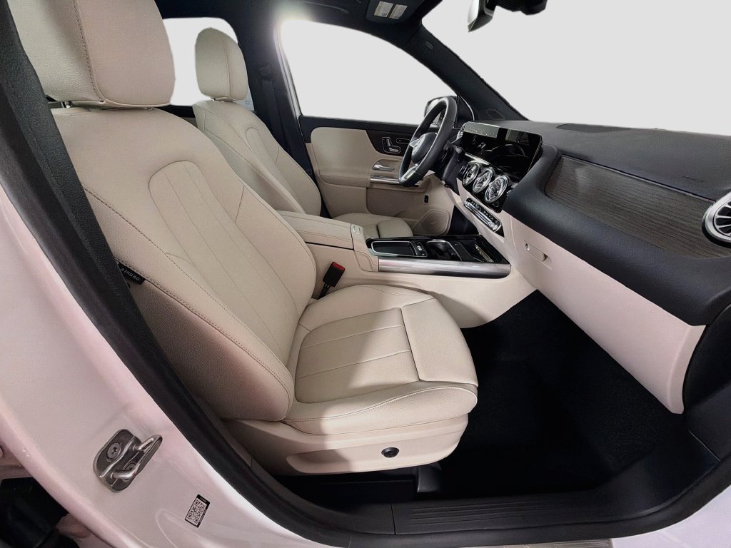 New 2026 Mercedes-Benz GLA 250 4MATIC image 31