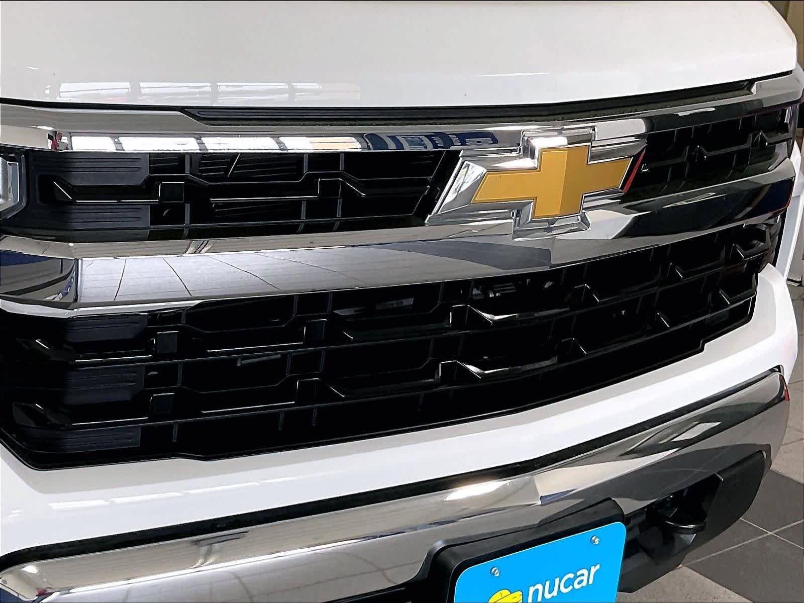 Used 2023 Chevrolet Silverado 1500 LT AWD/4WD image 32