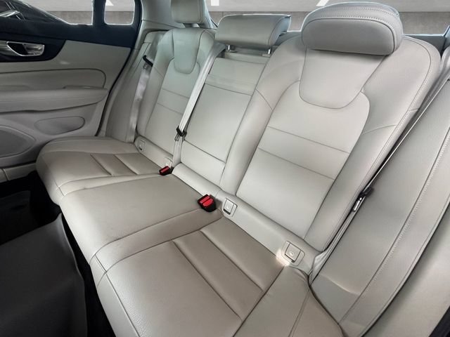 Used 2019 Volvo S60 T5 Momentum w/ Premium Package FWD image 28