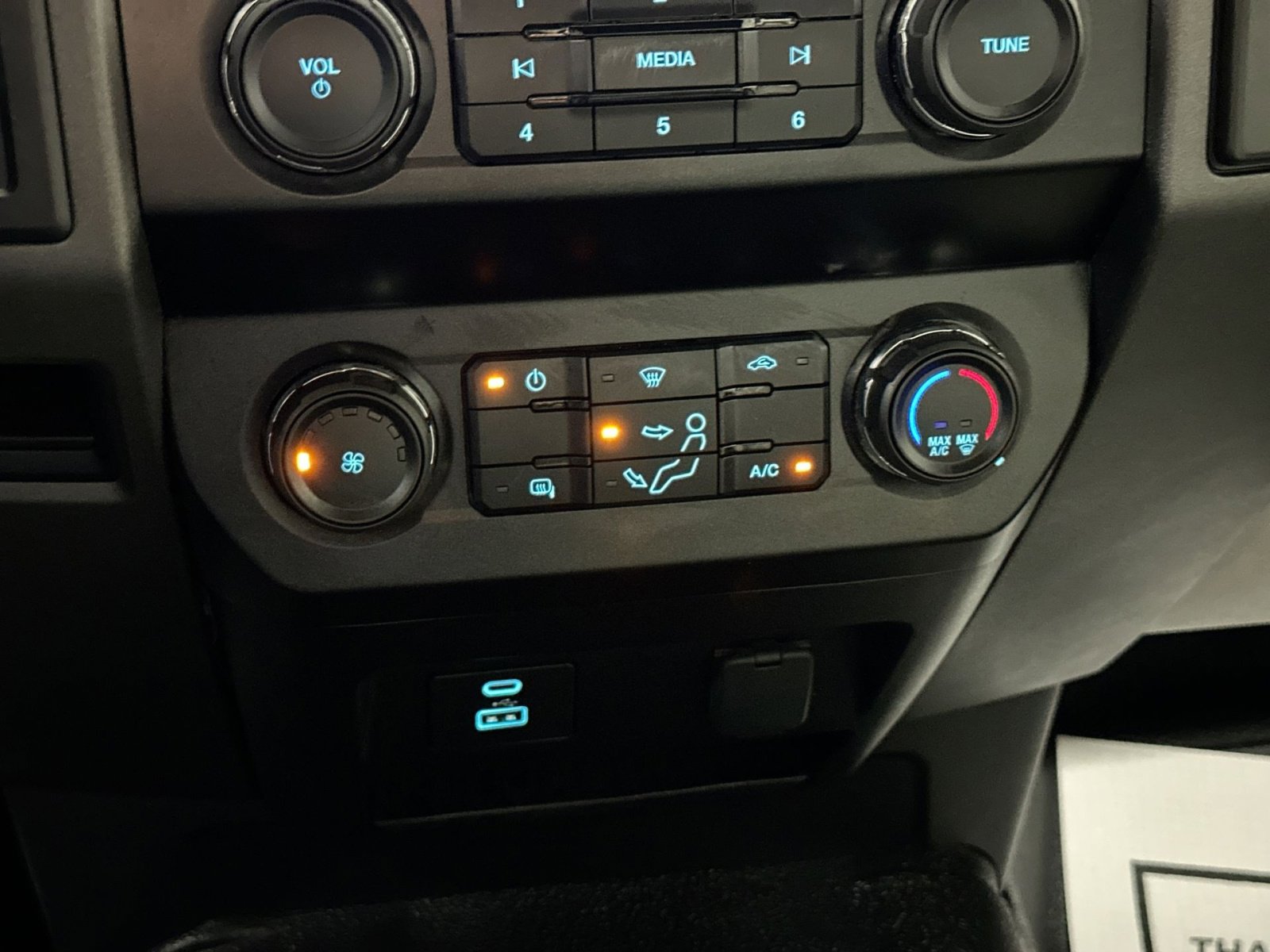 Used 2021 Ford F350 XL w/ Power Equipment Group image 23