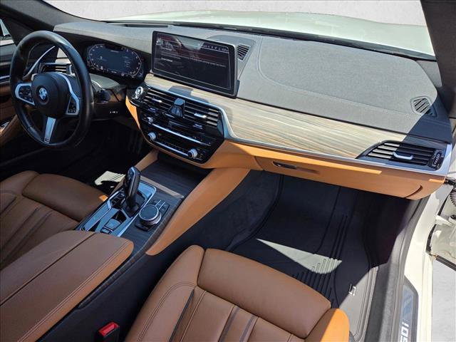 Used 2022 BMW M550i xDrive AWD/4WD image 30