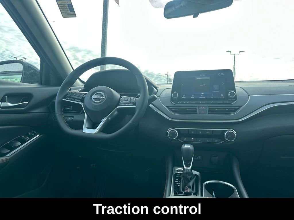 Used 2025 Nissan Altima 2.5 SR image 11