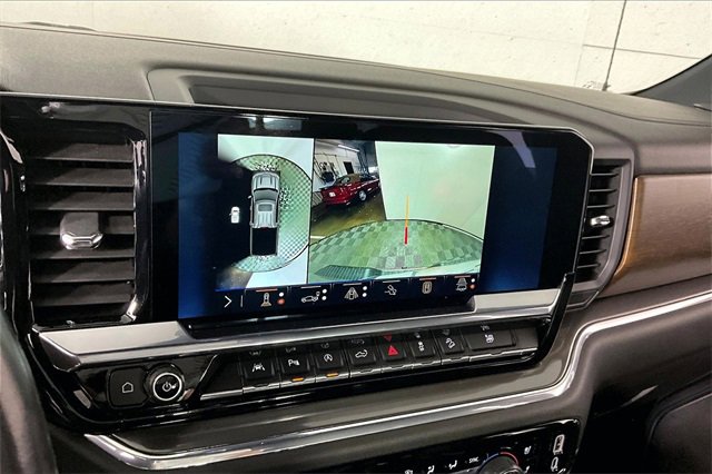 Used 2024 Chevrolet Silverado 1500 High Country w/ Technology Package image 14