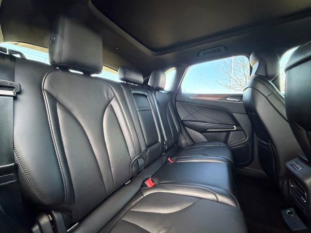 Used 2018 Lincoln MKC Reserve w/ Lincoln MKC Climate Package image 36