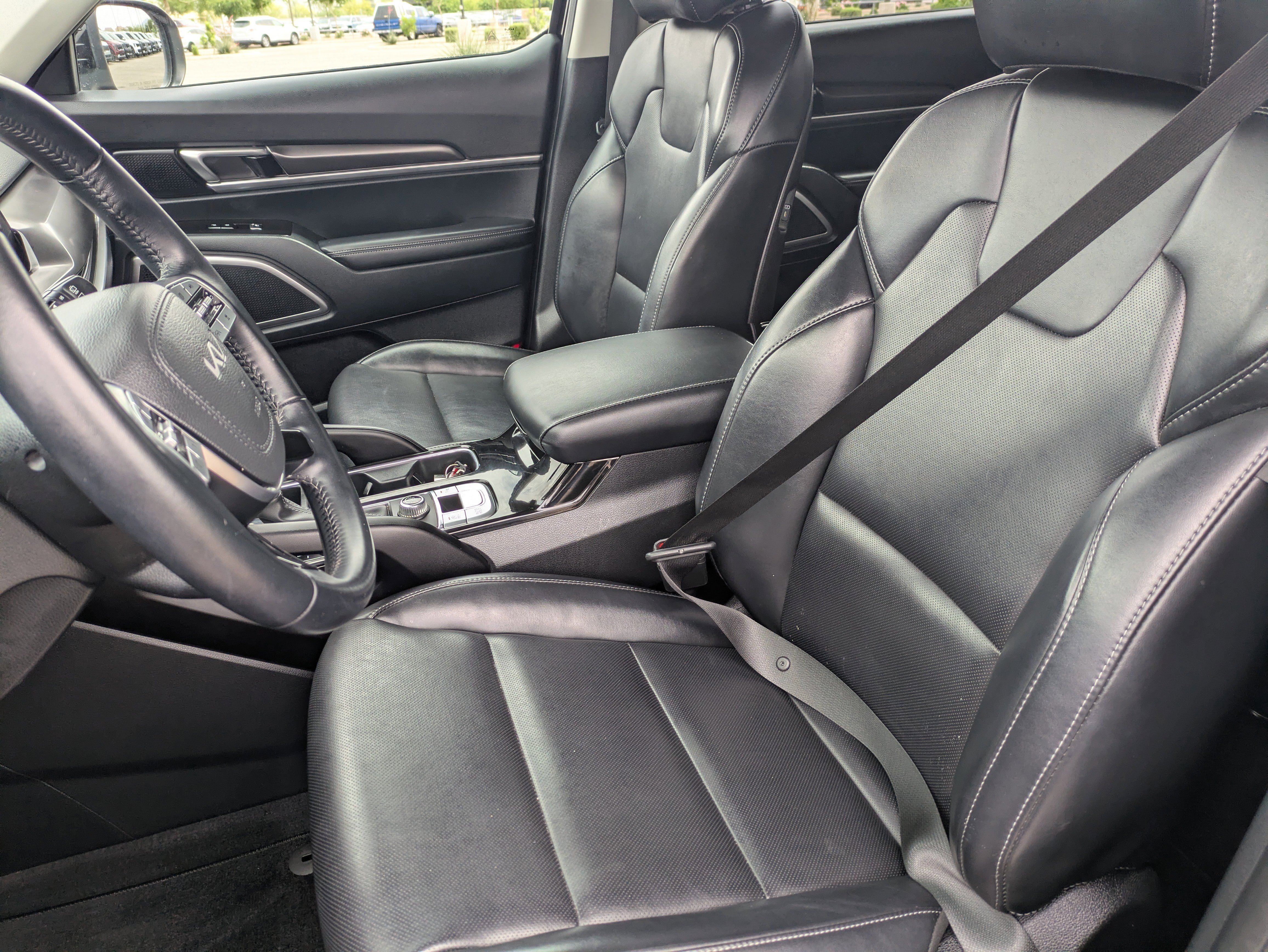 Used 2025 Kia Telluride S FWD image 27