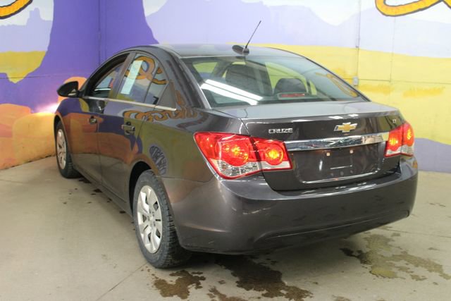 Used 2015 Chevrolet Cruze LT FWD image 6