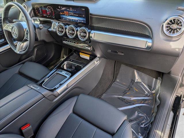 Certified 2025 Mercedes-Benz GLB 250 image 21