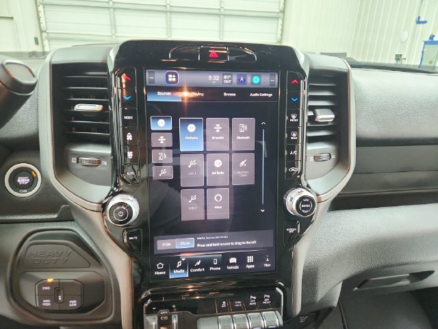 New 2026 RAM 2500 Tradesman AWD/4WD image 25
