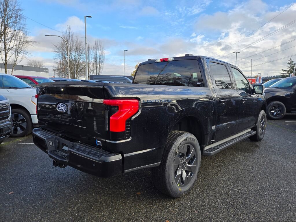 New 2025 Ford F150 Lightning Flash AWD/4WD image 5