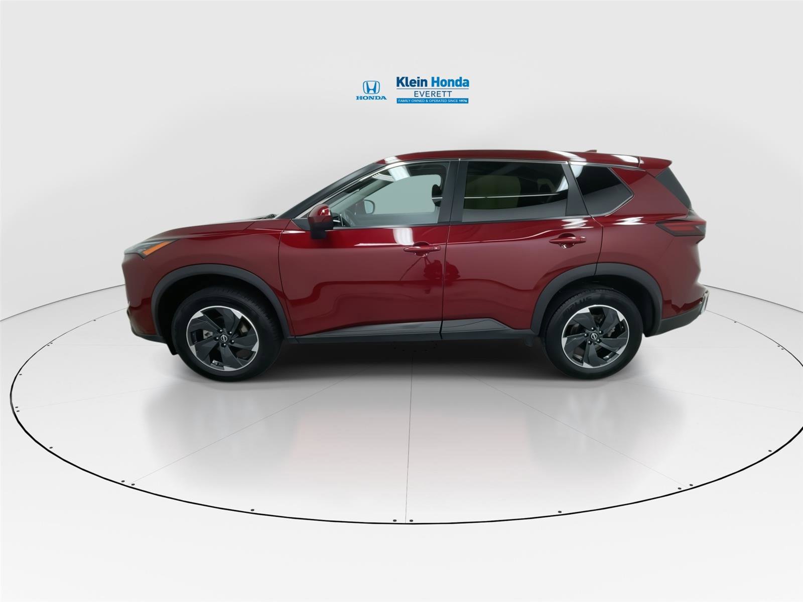 Used 2024 Nissan Rogue SV image 7