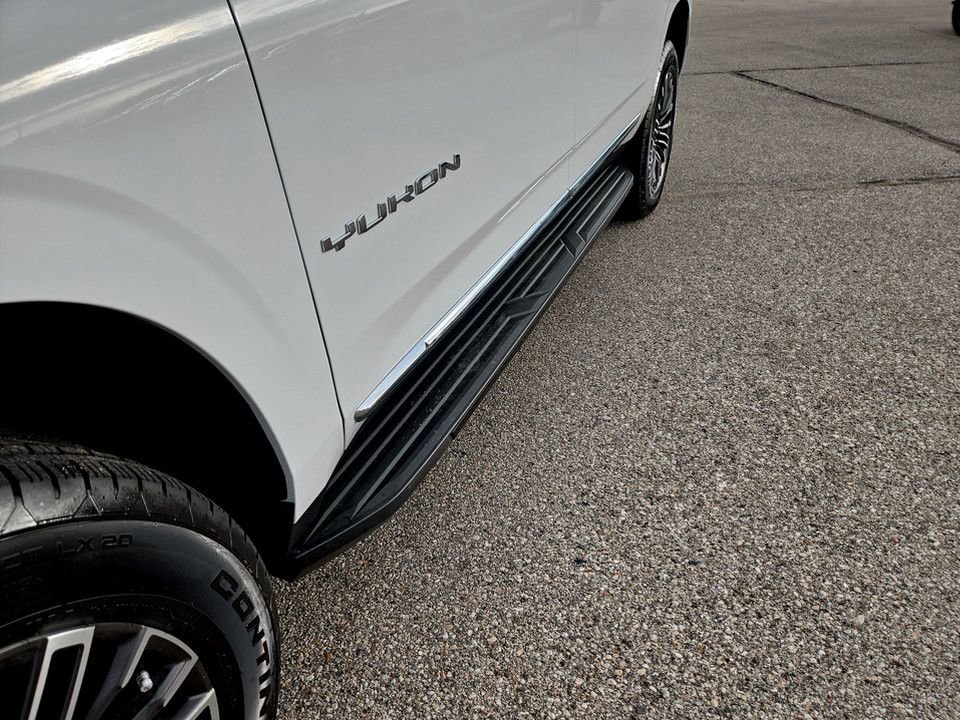 New 2026 GMC Yukon XL Elevation image 38