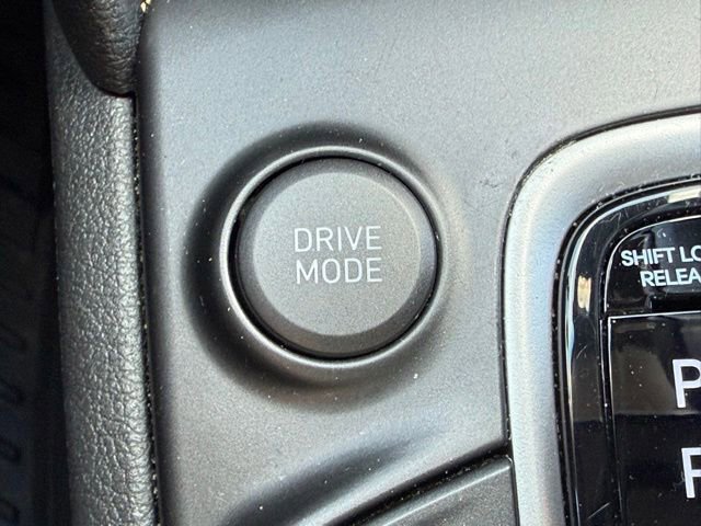 Used 2020 Hyundai Kona SEL Plus AWD/4WD image 14