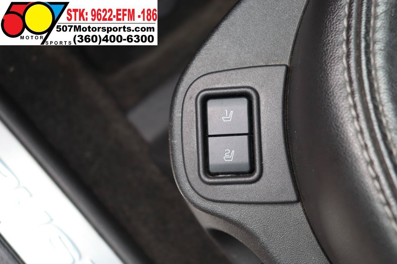 Used 2016 Ford Taurus Limited FWD image 14