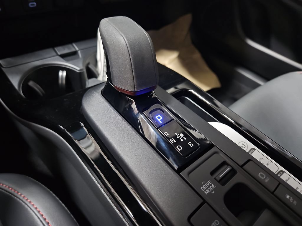 New 2026 Toyota Prius Plug-In Hybrid FWD image 24