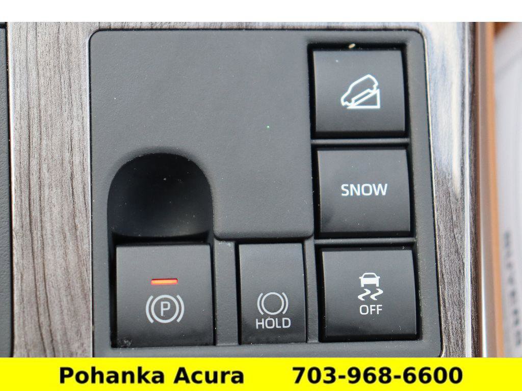 Used 2025 Toyota Highlander Platinum AWD/4WD image 20