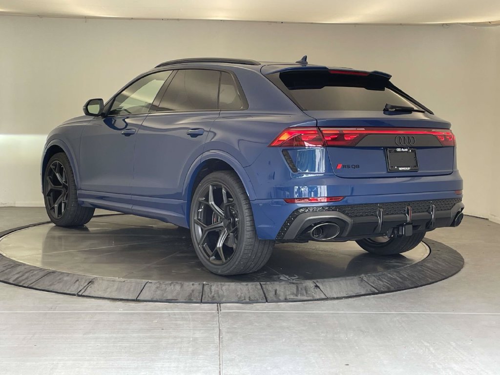 New 2027 Audi RS Q8 performance AWD/4WD image 3
