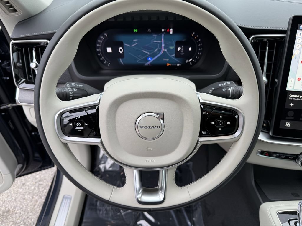 New 2026 Volvo XC90 B6 Ultra image 18