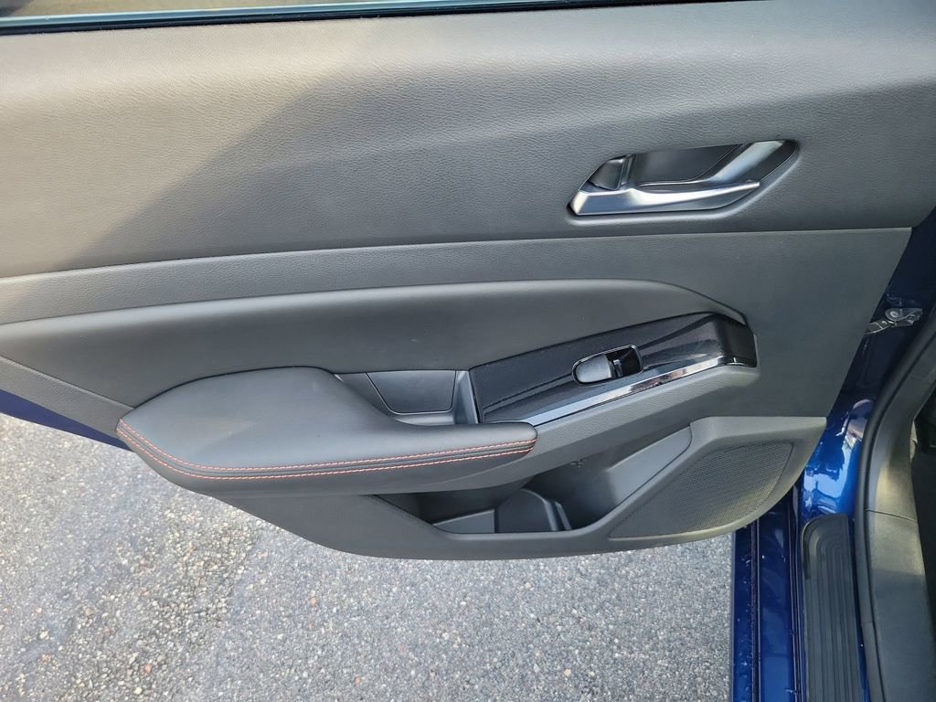 Certified 2024 Nissan Altima 2.5 SR image 11