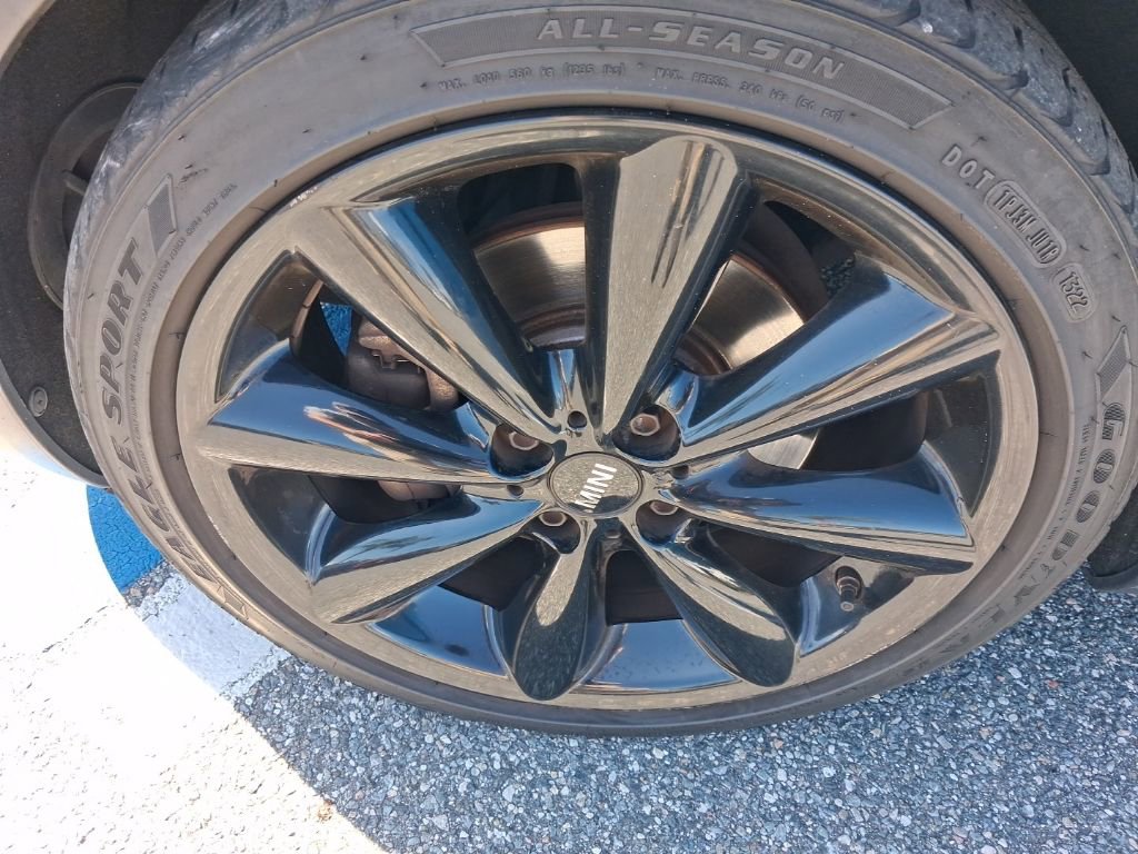 Used 2014 MINI Cooper Base image 15