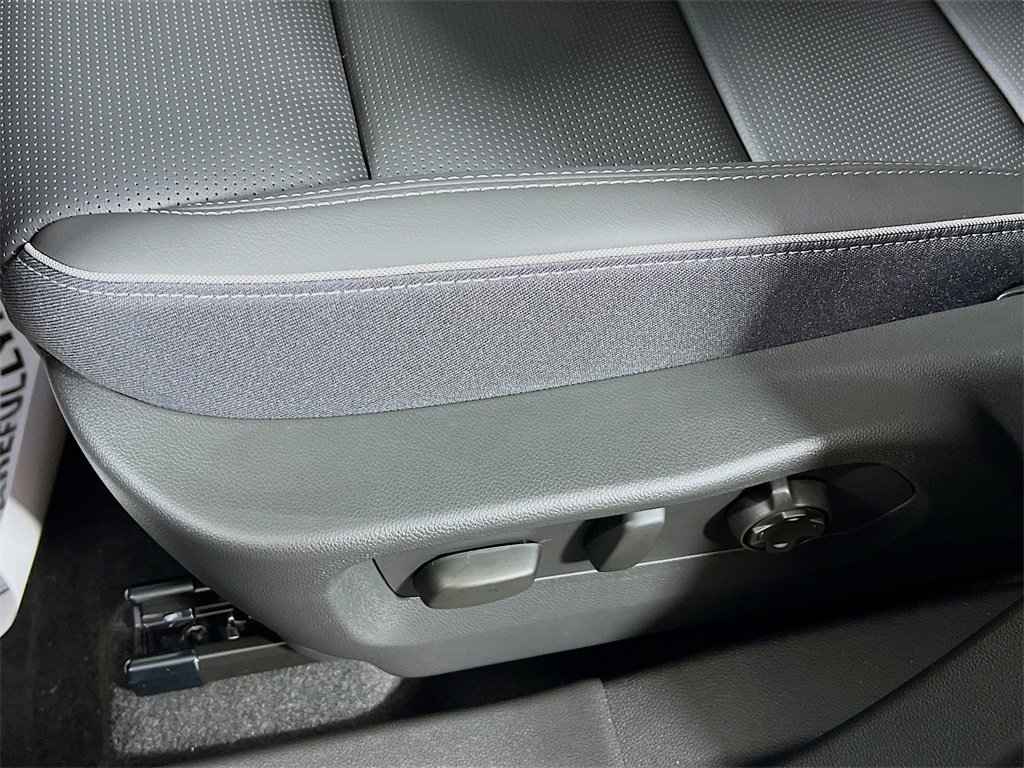 New 2026 Buick Envision Avenir image 15