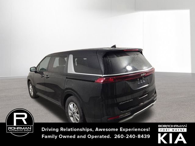 Used 2022 Kia Carnival LX image 9