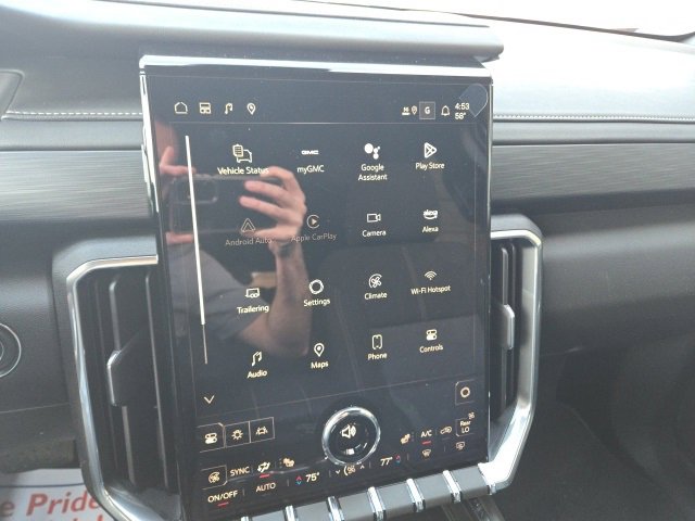 New 2025 GMC Acadia Elevation image 18