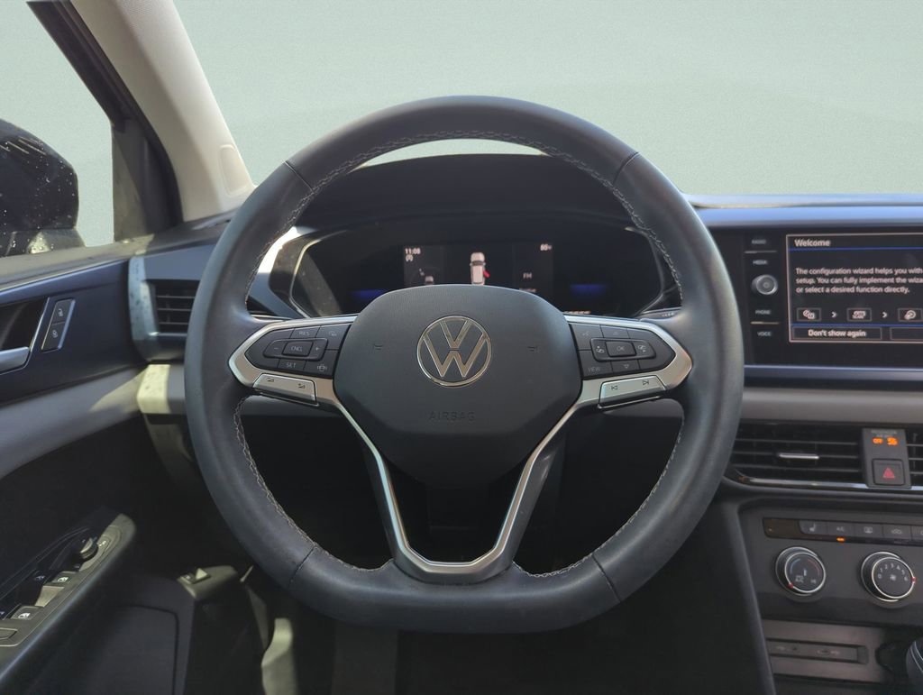 Certified 2022 Volkswagen Taos SE image 21