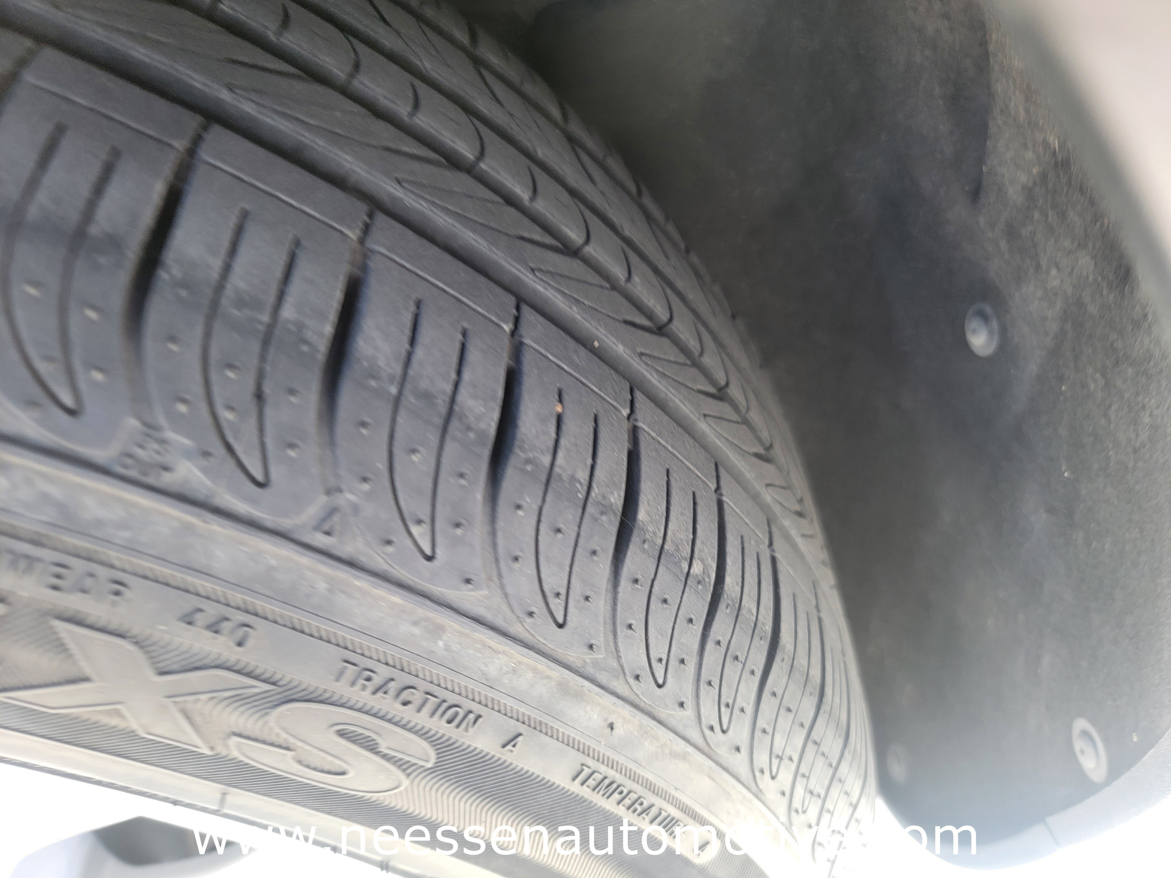 Used 2022 Buick Envision Preferred FWD image 32