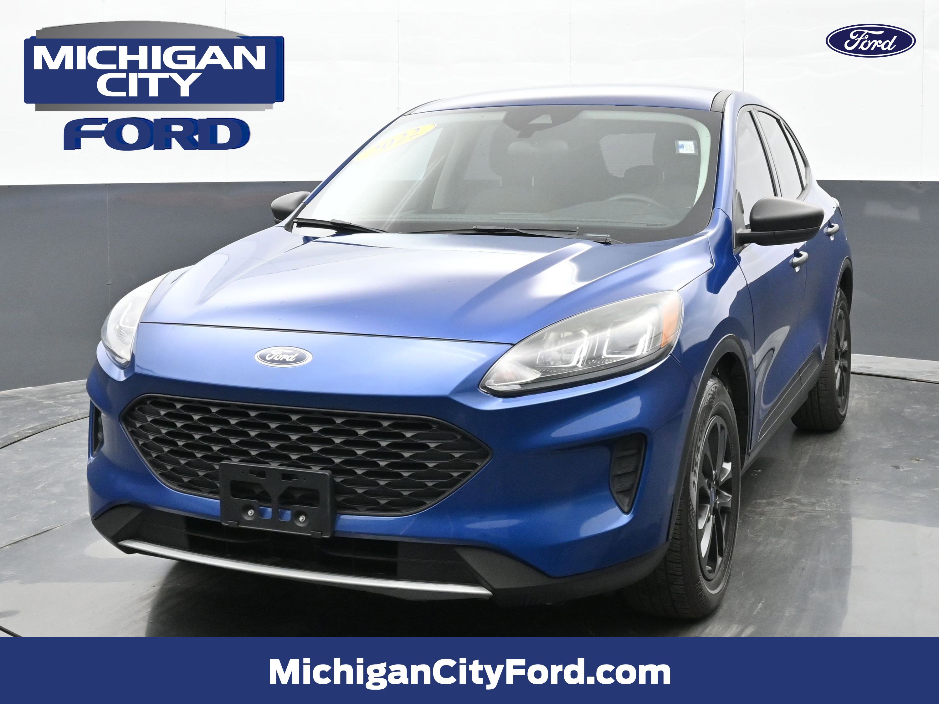 Used 2022 Ford Escape S image 1