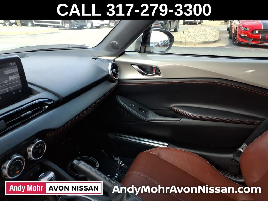 Used 2022 MAZDA MX-5 Miata Grand Touring RWD image 38