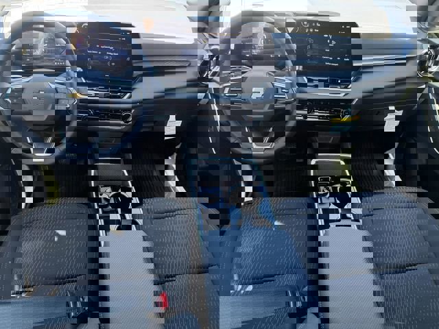 New 2026 Chevrolet Equinox LT w/ Safety and Technology Package image 15