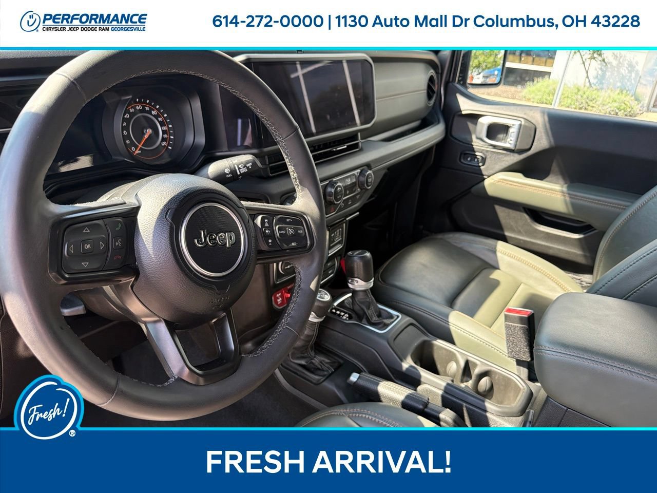 Certified 2025 Jeep Gladiator Mojave AWD/4WD image 11