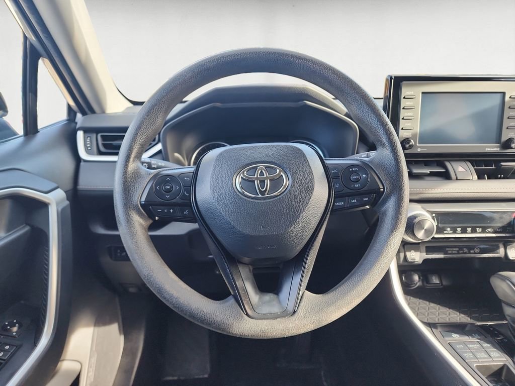 Certified 2022 Toyota RAV4 LE image 12