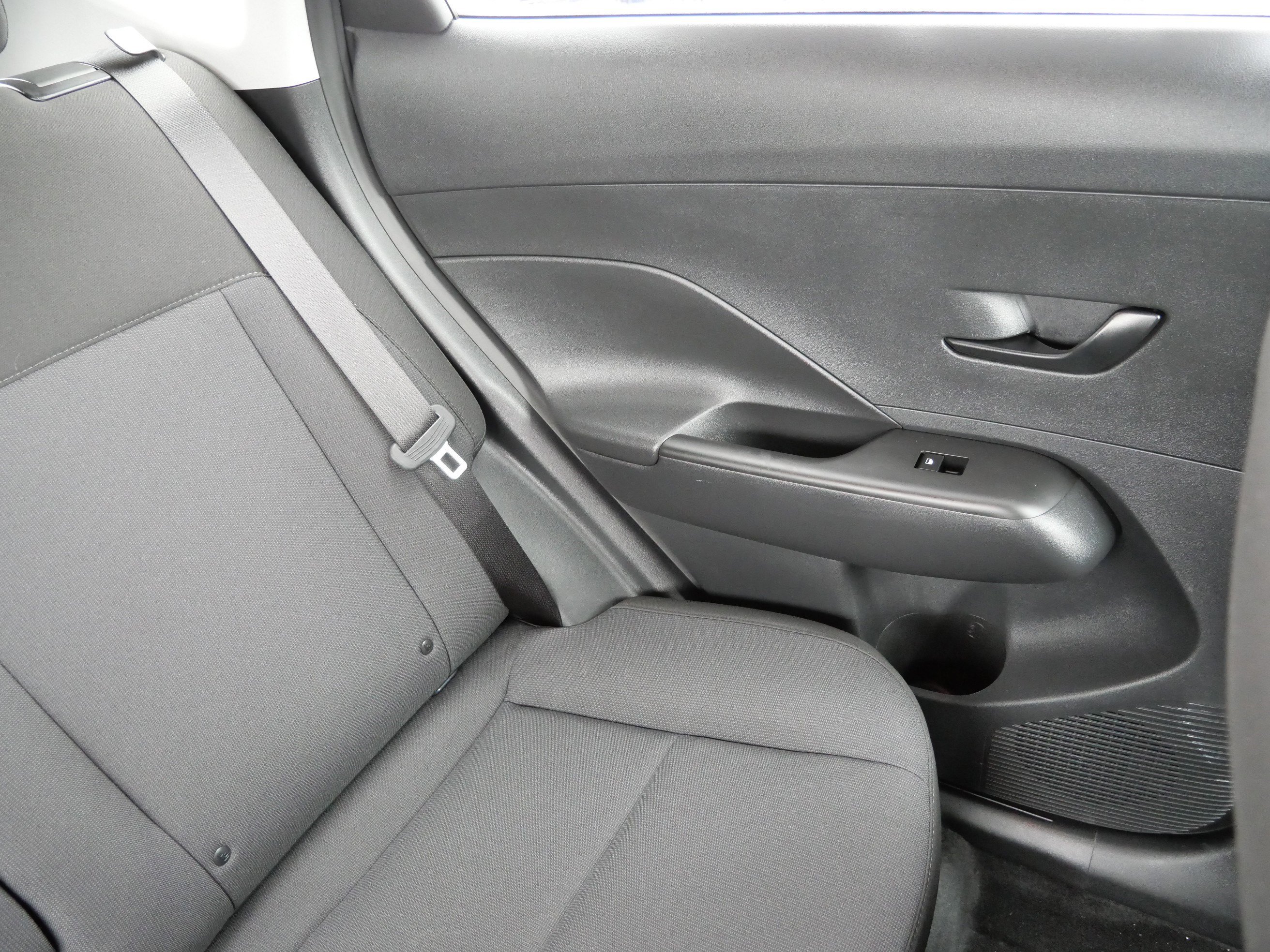 Certified 2025 Hyundai Kona SEL image 14