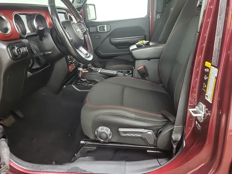 Used 2021 Jeep Gladiator Rubicon w/ LED Lighting Group AWD/4WD image 7