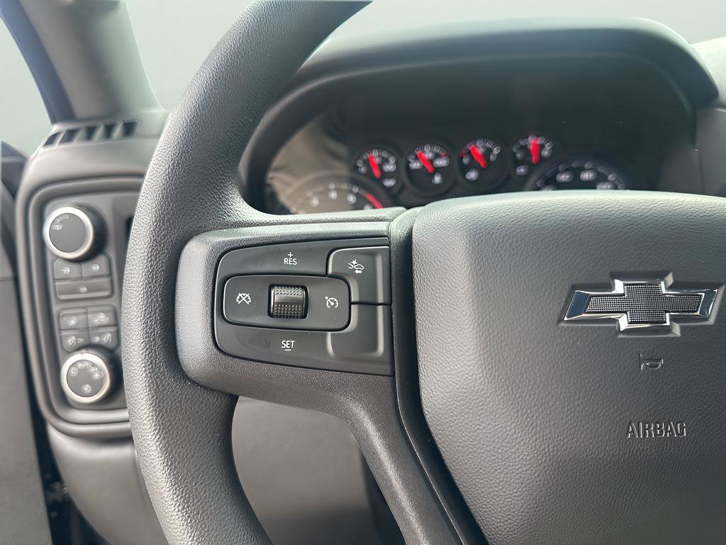 Used 2025 Chevrolet Silverado 2500 Custom w/ Custom Value Package image 28