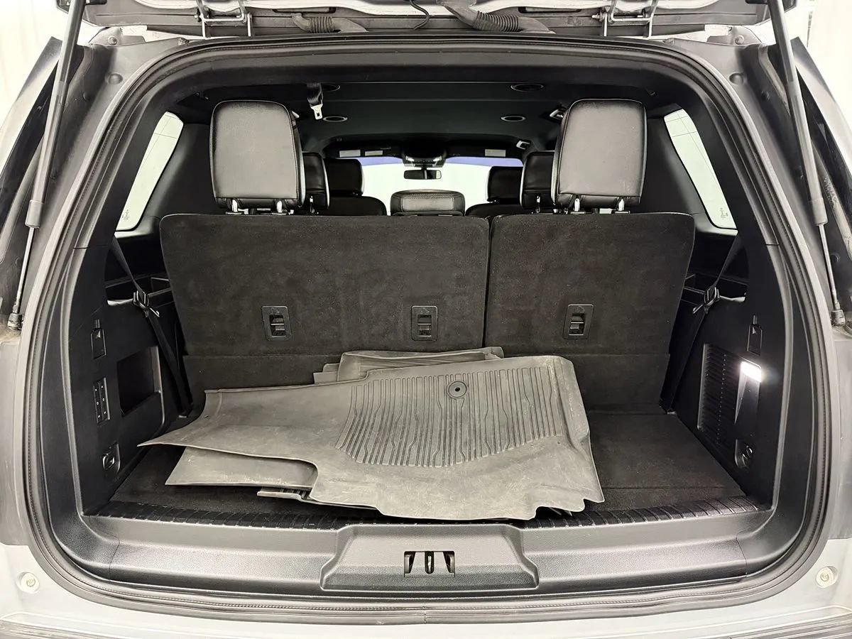 Used 2020 Ford Expedition XLT w/ Equipment Group 201A AWD/4WD image 25