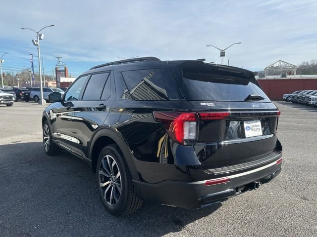 New 2026 Ford Explorer ST-Line RWD image 5